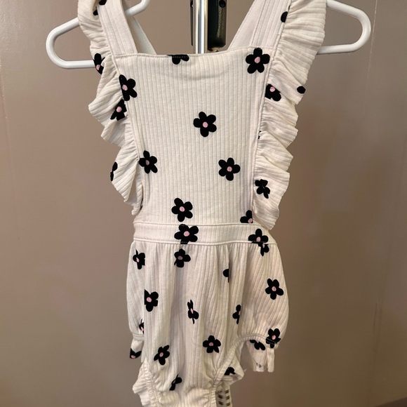 Two Cat & Jack toddler girl bubbles-18m bundle of two - Picture 1 of 3